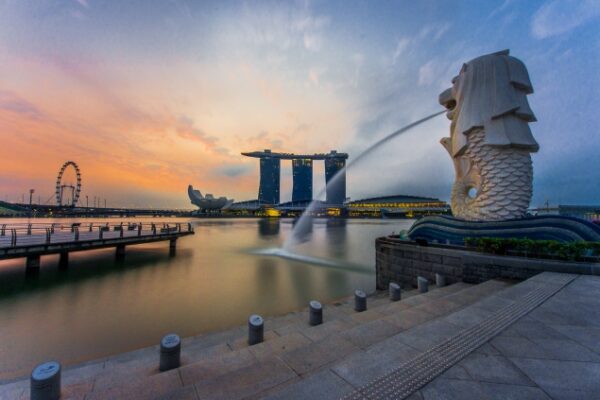 Singapore with Luxury Cruise